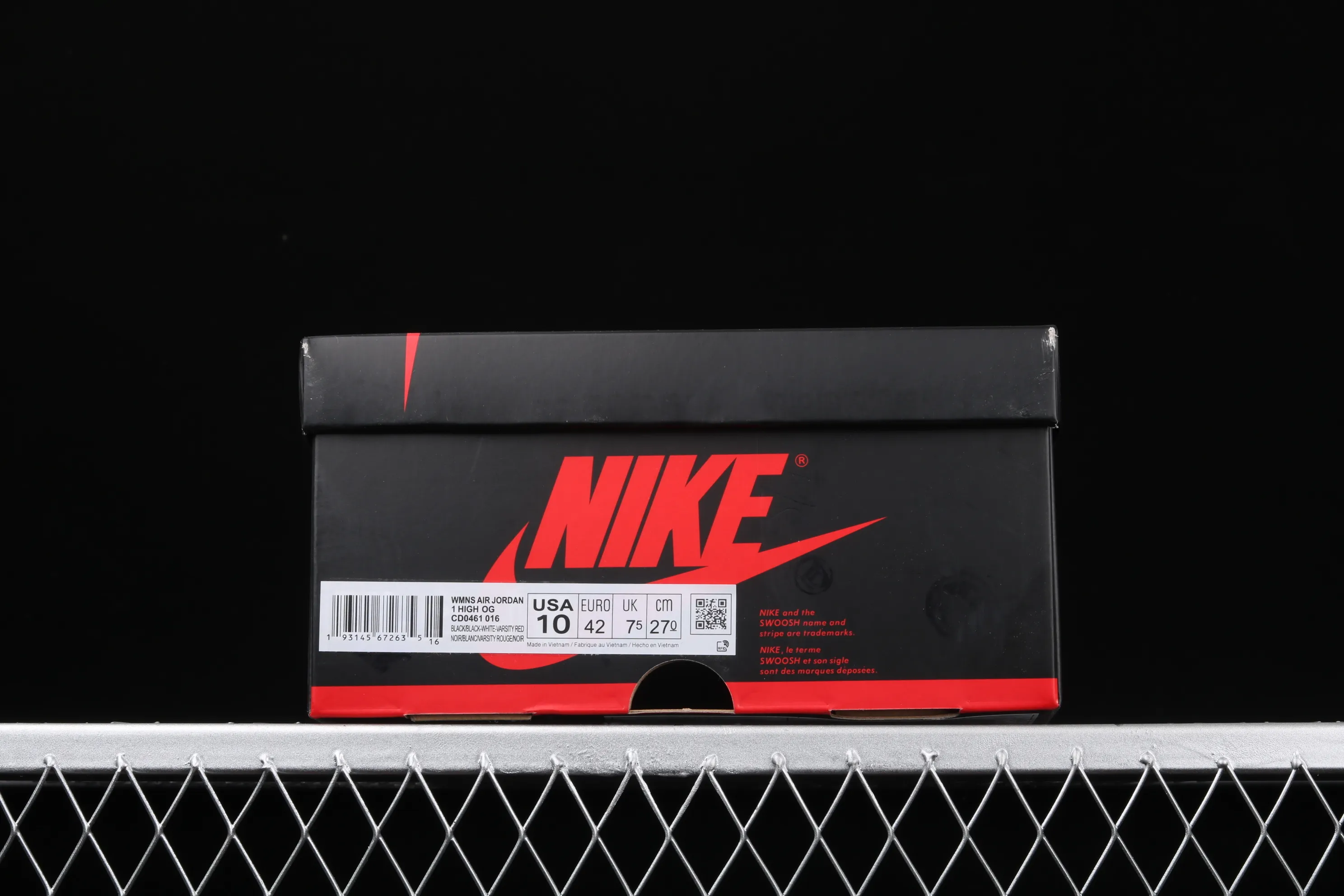 All categories Air Jordan Jordan series basketball shoes Air Jordan 1 High Different versions Air Jordan AJ1 Satin WMNS "Black Toe" AJ1 classic replica Joe 1 silk black toe CD0461-016